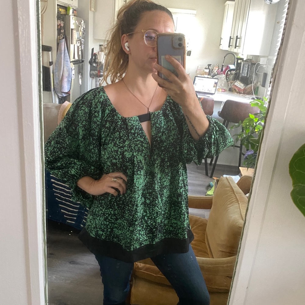Diane von Fürstenberg Silk Blouse Puff Sleeve Green Splatter Print size Small - Picture 6 of 13